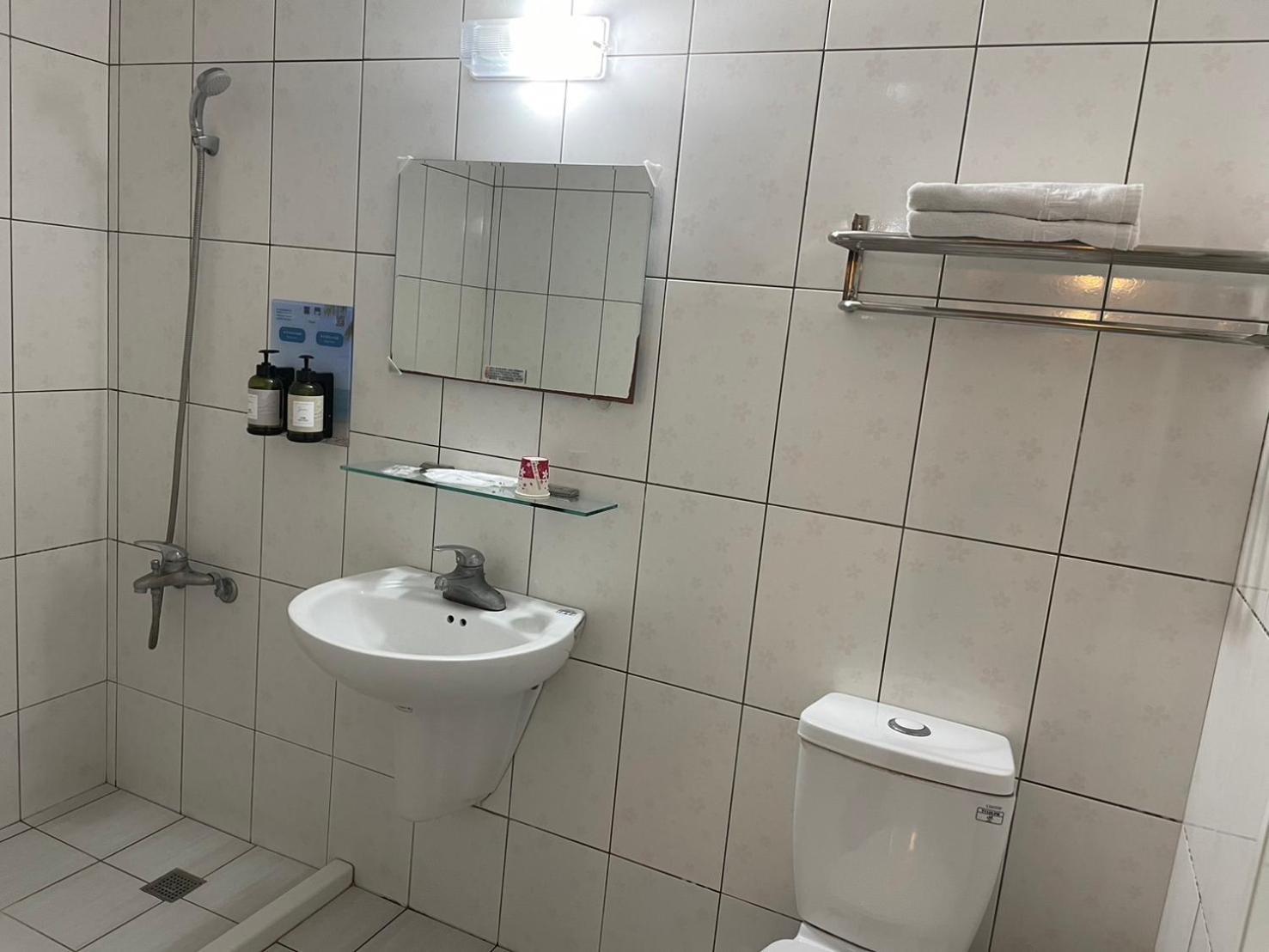 Fu Men Hotel Pingtung Стая снимка