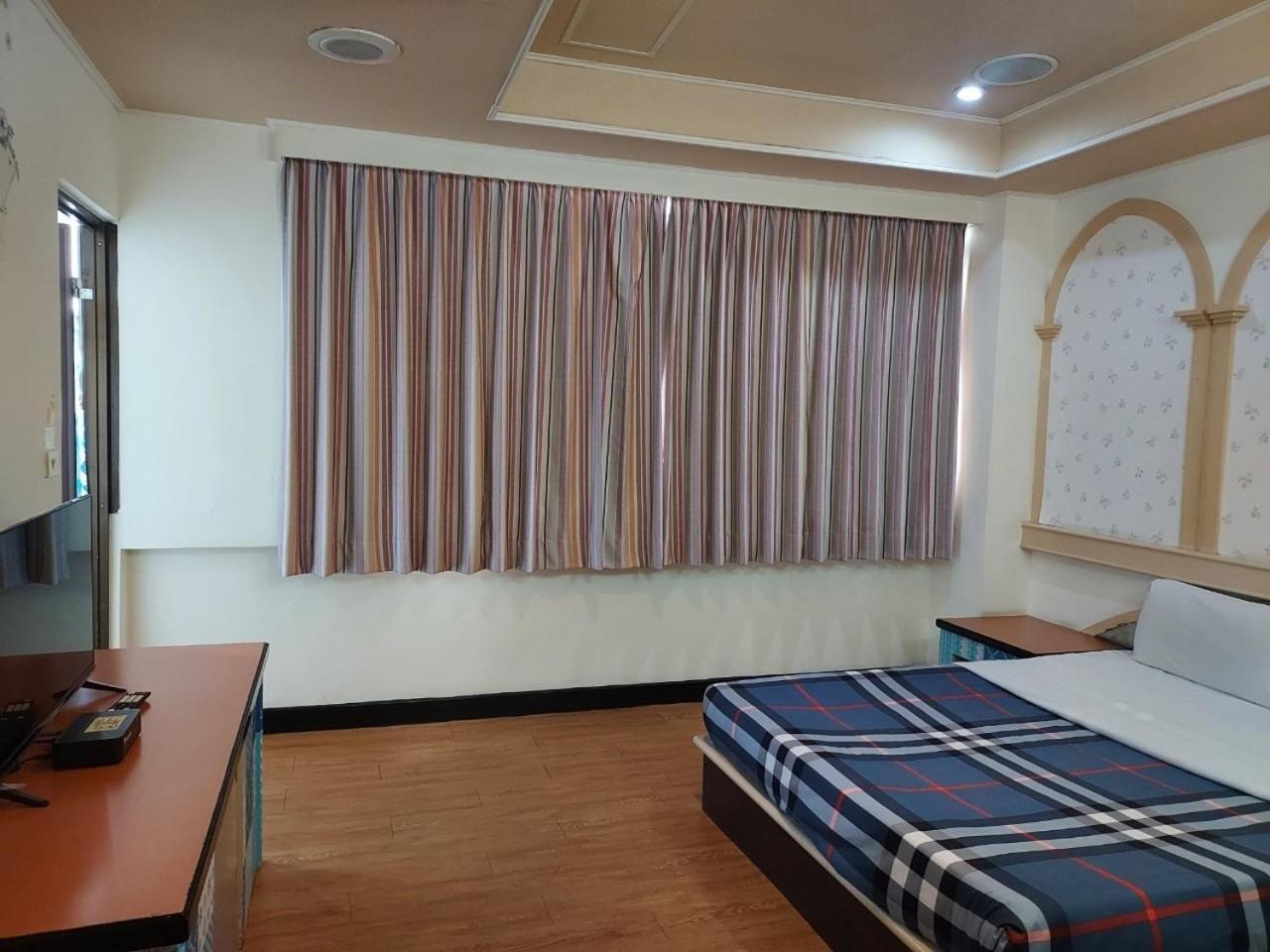 Fu Men Hotel Pingtung Стая снимка