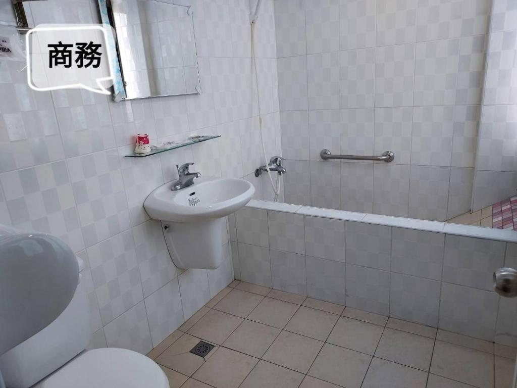 Fu Men Hotel Pingtung Стая снимка