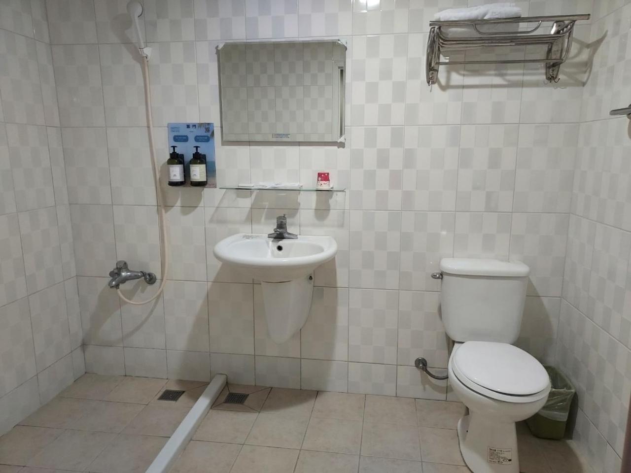 Fu Men Hotel Pingtung Стая снимка